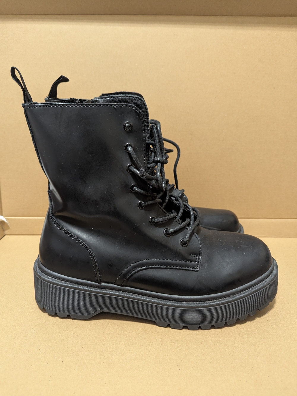 YOKI Kenzo-06 Combat Boots Sz10 Black Chunky Platform Goth Grunge Lace Up Zipper